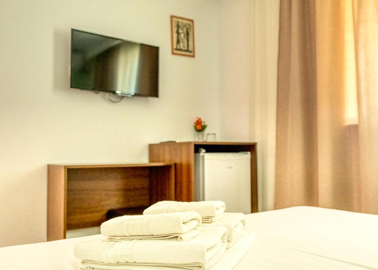 Casa Helena Hotel Западен Ефорие Екстериор снимка